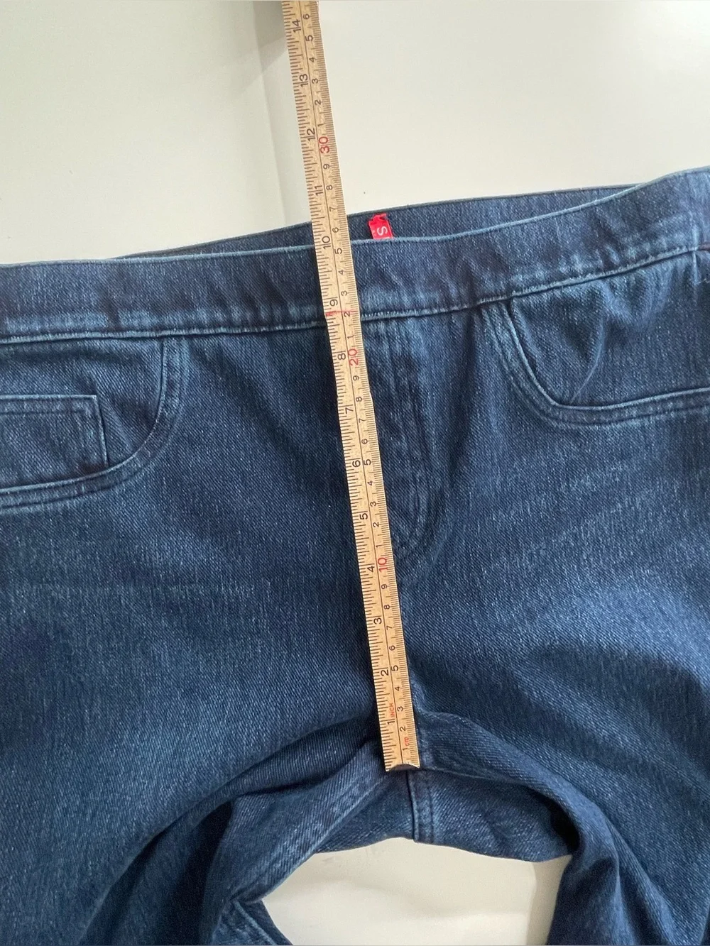 Spanx Everyware Dark Wash Pull on Jeans Size Medium Skinny Jeans Leggins